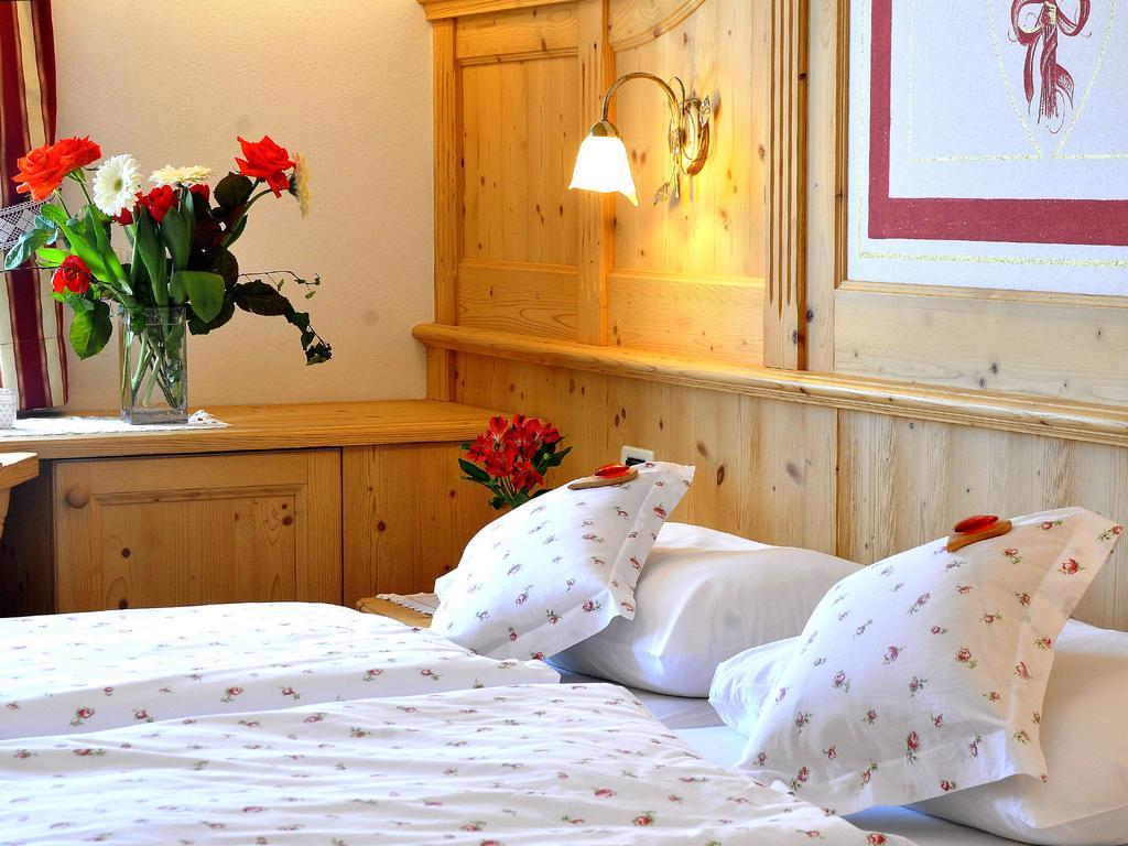 Hotel Cesa Padon Arabba Quarto foto